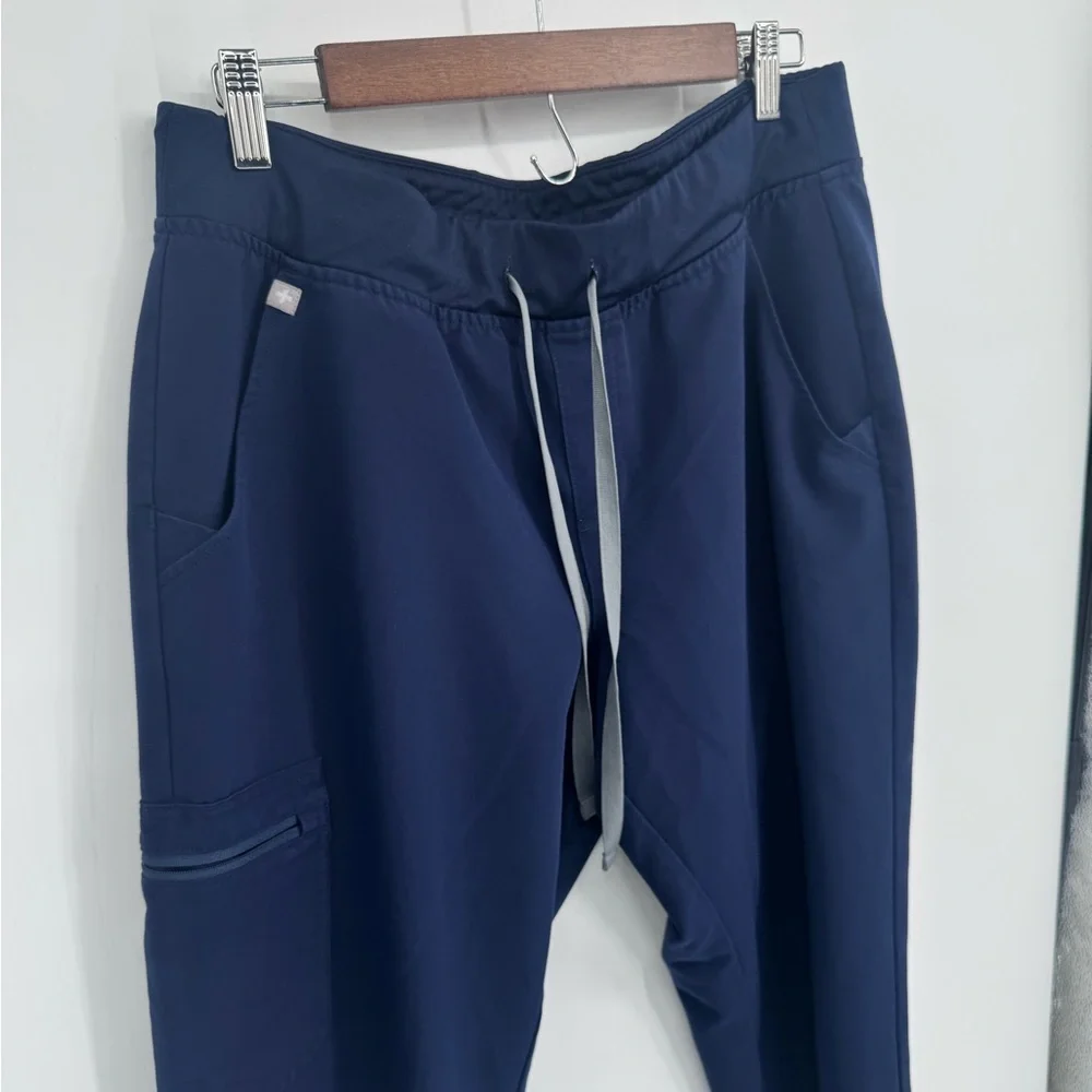Figs women dark